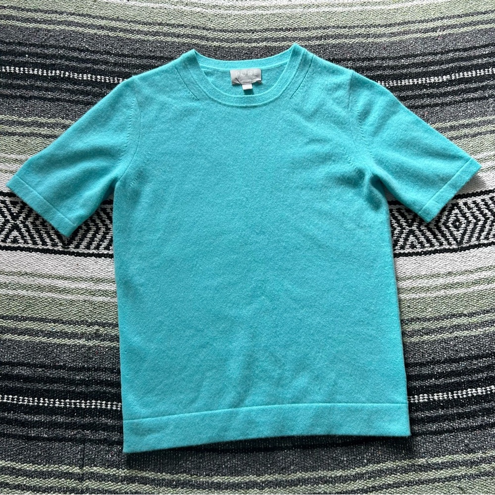 Blue short sleeve 100% cashmere top by PURE collection